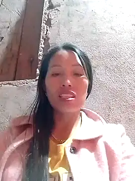 Snapshot of Sera_sexy01 chatting on 28, 10, 2025 Sera sexy01 online show from 28, 10, 2025