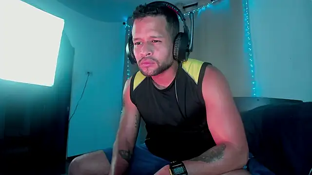 LucasGaeel online show from 2, 10, 2025