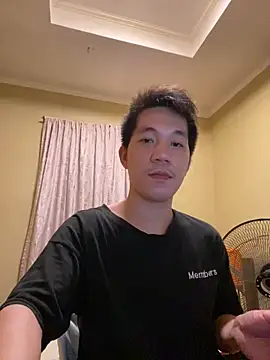 Snapshot of asian_guy_69 chatting on 24, 9, 2025 asian guy 69 online show from 24, 9, 2025