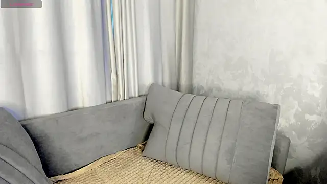 Snapshot of Michelle_Murray chatting on 17, 10, 2025 Michelle Murray online show from 17, 10, 2025