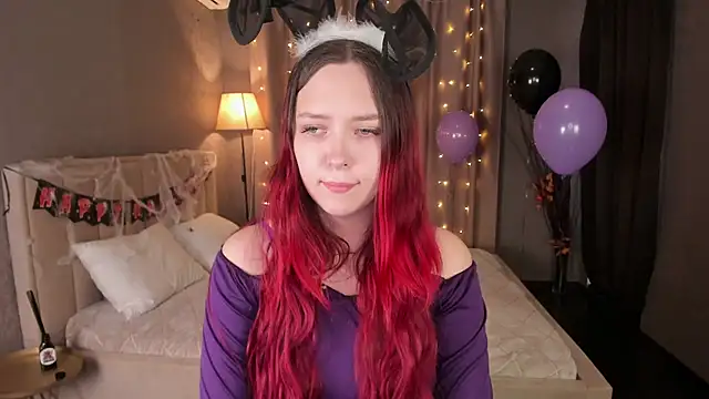 Snapshot of Monica__Queen chatting on 26, 10, 2025 Monica Queen online show from 26, 10, 2025