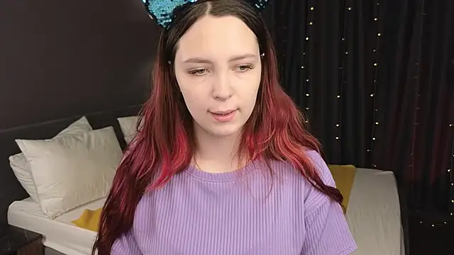 Snapshot of Monica__Queen chatting on 11, 11, 2025 Monica Queen online show from 11, 11, 2025