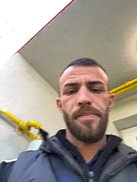 Snapshot of sexyman1936 chatting on 29, 10, 2025 sexyman1936 online show from 29, 10, 2025