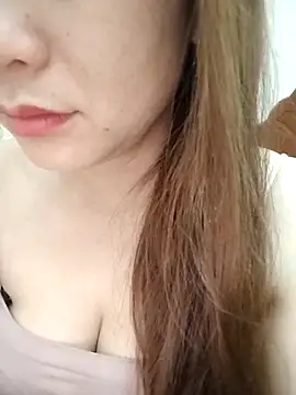 Snapshot of Girl_Shy2000 chatting on 8, 11, 2025 Girl Shy2000 online show from 8, 11, 2025