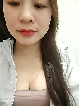 Snapshot of Girl_Shy2000 chatting on 28, 11, 2025 Girl Shy2000 online show from 28, 11, 2025