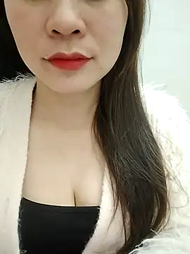 Snapshot of Girl_Shy2000 chatting on 16, 12, 2025 Girl Shy2000 online show from 16, 12, 2025