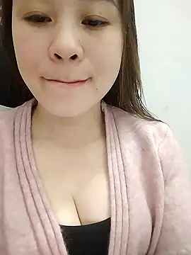 Snapshot of Girl_Shy2000 chatting on 23, 12, 2025 Girl Shy2000 online show from 23, 12, 2025