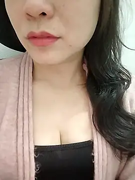 Snapshot of Girl_Shy2000 chatting on 8, 1, 2026 Girl Shy2000 online show from 8, 1, 2026