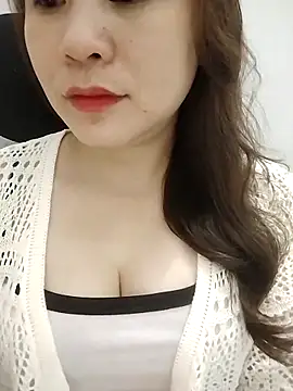 Girl Shy2000 online show from 28, 3, 2026