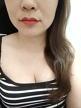 Girl Shy2000 online show from 9, 5, 2026