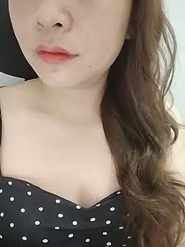 Girl Shy2000 online show from 25, 5, 2026