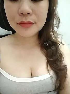 Girl Shy2000 online show from 27, 5, 2026