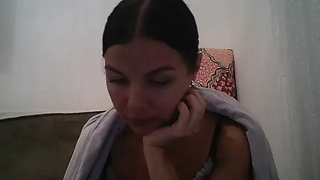 Lorivell online show from 2, 11, 2025