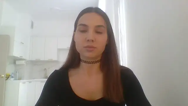 Snapshot of Arivessa chatting on 25, 10, 2025 Arivessa online show from 25, 10, 2025