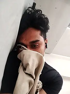 Snapshot of Ilhaamgrey chatting on 5, 10, 2025 Ilhaamgrey online show from 5, 10, 2025