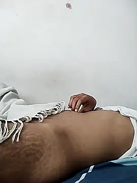 Snapshot of Ilhaamgrey chatting on 4, 11, 2025 Ilhaamgrey online show from 4, 11, 2025