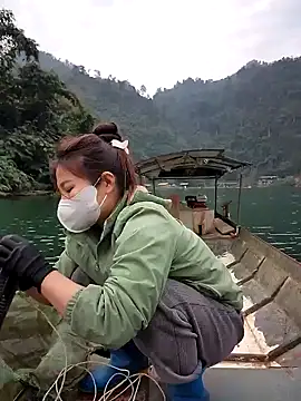 Meoweo 23 online show from 18, 12, 2025