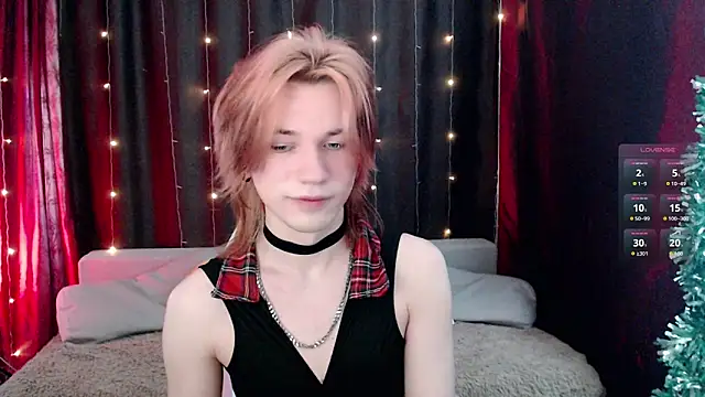 Snapshot of evan_reinhart chatting on 12, 2, 2026 evan reinhart online show from 12, 2, 2026