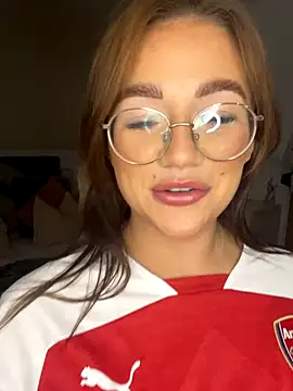 MissPixieRae online show from 26, 10, 2025