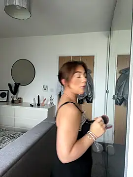 MissPixieRae online show from 27, 10, 2025