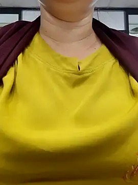 Snapshot of Kimkhaepretty chatting on 2, 10, 2025 Kimkhaepretty online show from 2, 10, 2025