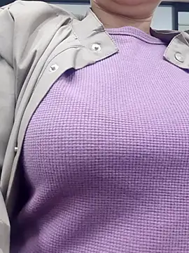 Snapshot of Kimkhaepretty chatting on 10, 10, 2025 Kimkhaepretty online show from 10, 10, 2025