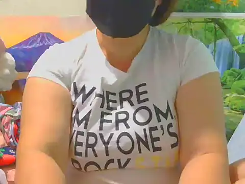 Snapshot of Kimkhaepretty chatting on 2, 11, 2025 Kimkhaepretty online show from 2, 11, 2025