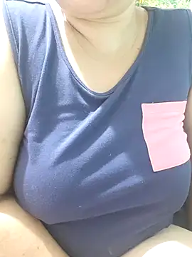 Snapshot of Kimkhaepretty chatting on 6, 11, 2025 Kimkhaepretty online show from 6, 11, 2025