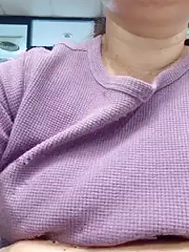 Snapshot of Kimkhaepretty chatting on 5, 12, 2025 Kimkhaepretty online show from 5, 12, 2025