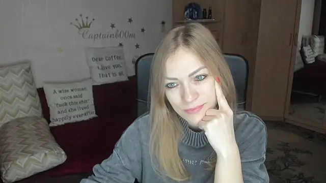 Snapshot of Tiffany_Bates chatting on 7, 10, 2025 Tiffany Bates online show from 7, 10, 2025