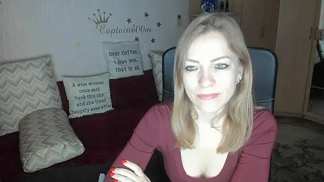 Snapshot of Tiffany_Bates chatting on 10, 10, 2025 Tiffany Bates online show from 10, 10, 2025