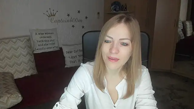 Snapshot of Tiffany_Bates chatting on 6, 11, 2025 Tiffany Bates online show from 6, 11, 2025