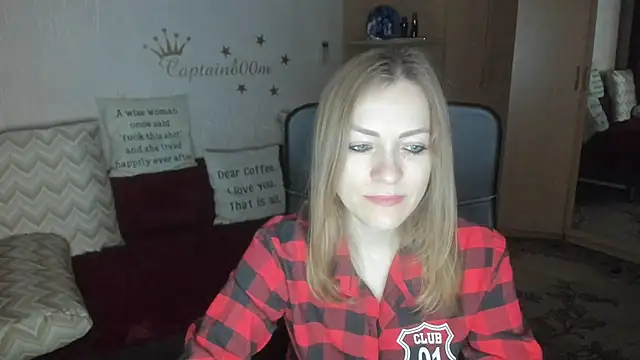 Snapshot of Tiffany_Bates chatting on 8, 11, 2025 Tiffany Bates online show from 8, 11, 2025