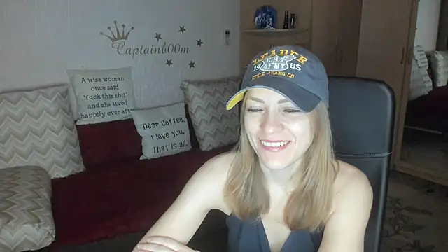 Snapshot of Tiffany_Bates chatting on 11, 11, 2025 Tiffany Bates online show from 11, 11, 2025