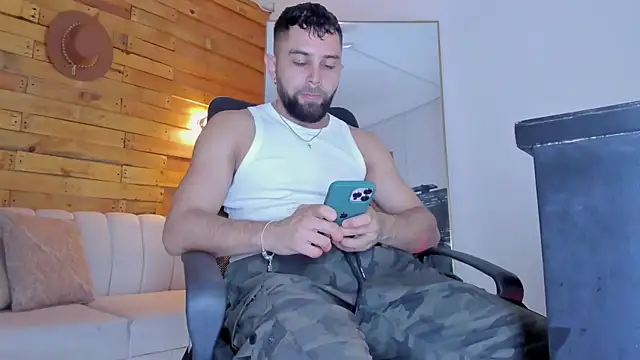 Snapshot of ted_montoya chatting on 30, 10, 2025 ted montoya online show from 30, 10, 2025