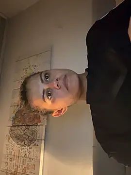 Snapshot of anna_evans09 chatting on 8, 10, 2025 anna evans09 online show from 8, 10, 2025