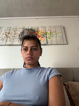 Snapshot of anna_evans09 chatting on 19, 10, 2025 anna evans09 online show from 19, 10, 2025