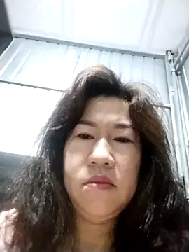 Snapshot of Tyty_xx chatting on 30, 9, 2025 Tyty xx online show from 30, 9, 2025