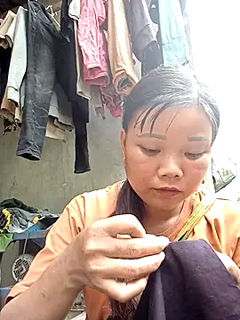 Snapshot of Samyy_xx chatting on 4, 10, 2025 Samyy xx online show from 4, 10, 2025