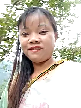 Snapshot of Samyy_xx chatting on 19, 10, 2025 Samyy xx online show from 19, 10, 2025