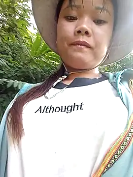 Snapshot of Samyy_xx chatting on 29, 10, 2025 Samyy xx online show from 29, 10, 2025