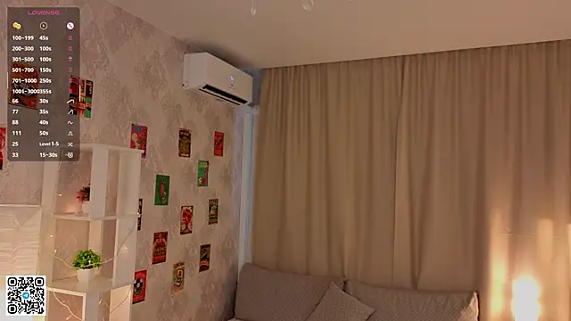 KeilaJeschon online show from 9, 11, 2025