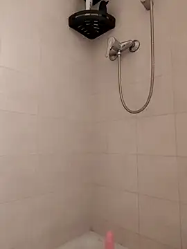 MisteryCrempie online show from 3, 2, 2026