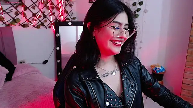 isa bunny18 online show from 17, 10, 2025