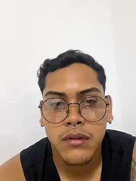 AaronMars  online show from 10, 10, 2025