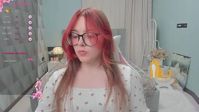 Snapshot of Monaco_Sun chatting on 14, 10, 2025 Monaco Sun online show from 14, 10, 2025