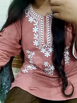 Snapshot of Anchal-si chatting on 2, 10, 2025 Anchal-si online show from 2, 10, 2025