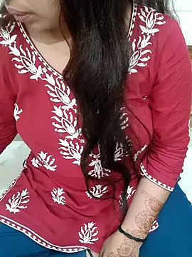 Snapshot of Minakshi_677 chatting on 12, 10, 2025 Minakshi 677 online show from 12, 10, 2025