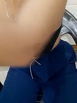 Snapshot of Minakshi_677 chatting on 9, 11, 2025 Minakshi 677 online show from 9, 11, 2025