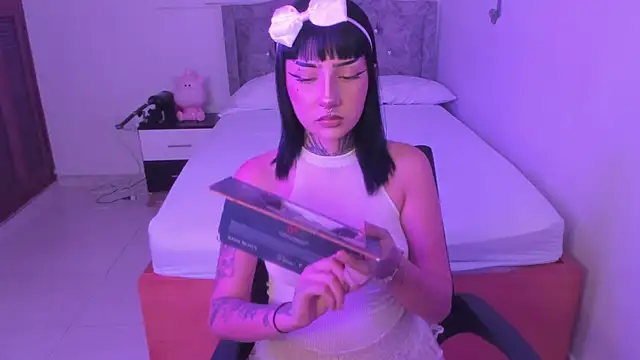 Snapshot of feer_kitty chatting on 25, 9, 2025 feer kitty online show from 25, 9, 2025